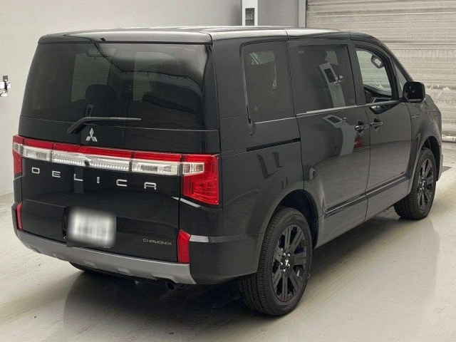 MITSUBISHI DELICA D5 2025