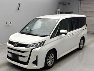 TOYOTA NOAH 2023
