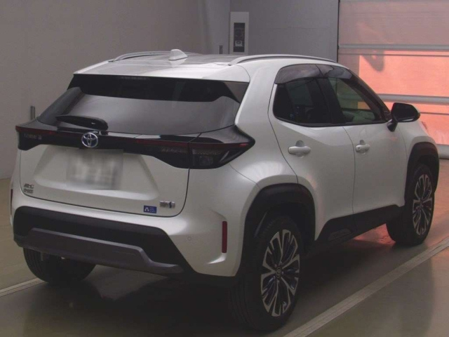 TOYOTA YARIS CROSS 2023