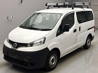 NISSAN NV200 2019