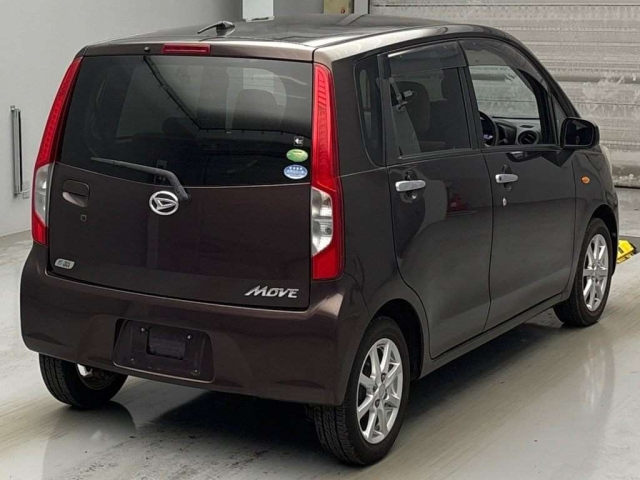 DAIHATSU MOVE 2014