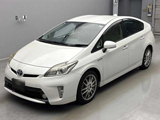 TOYOTA PRIUS 2013
