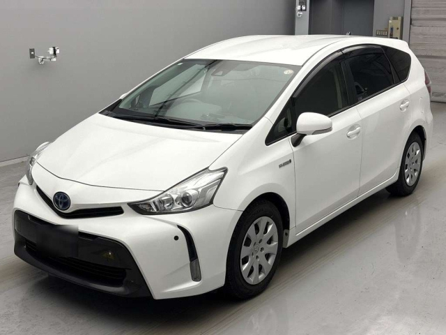 TOYOTA PRIUS ALPHA 2020