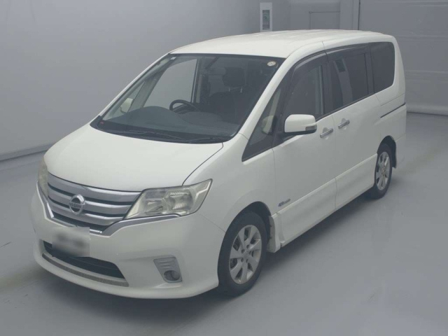 NISSAN SERENA 2013