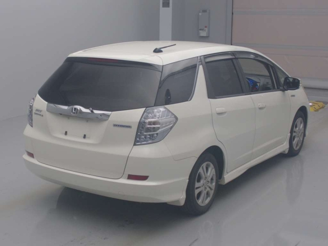 HONDA FIT SHUTTLE 2013