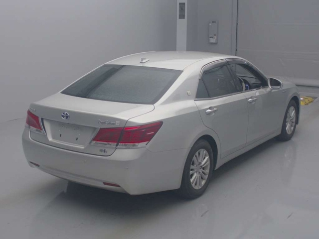 TOYOTA CROWN 2013
