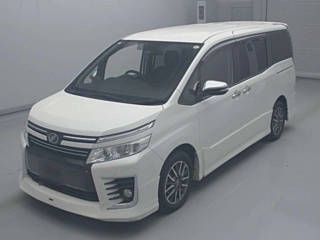 TOYOTA VOXY 2016