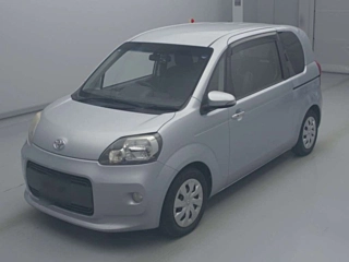 TOYOTA PORTE 2015
