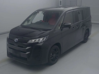 TOYOTA NOAH 2023