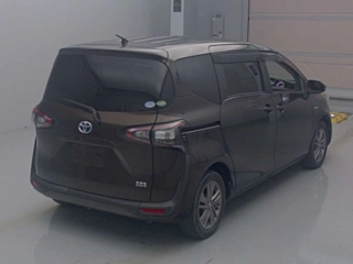 TOYOTA SIENTA 2017