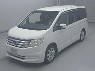 HONDA STEP WAGON 2013