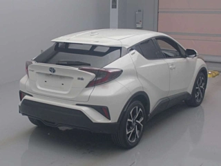 TOYOTA C-HR 2017