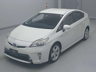 TOYOTA PRIUS 2014