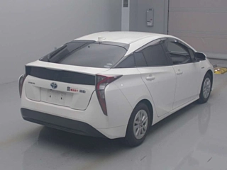 TOYOTA PRIUS 2018