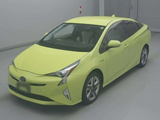 TOYOTA PRIUS 2016