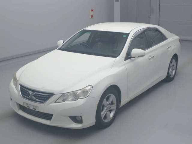 TOYOTA MARK X 2010
