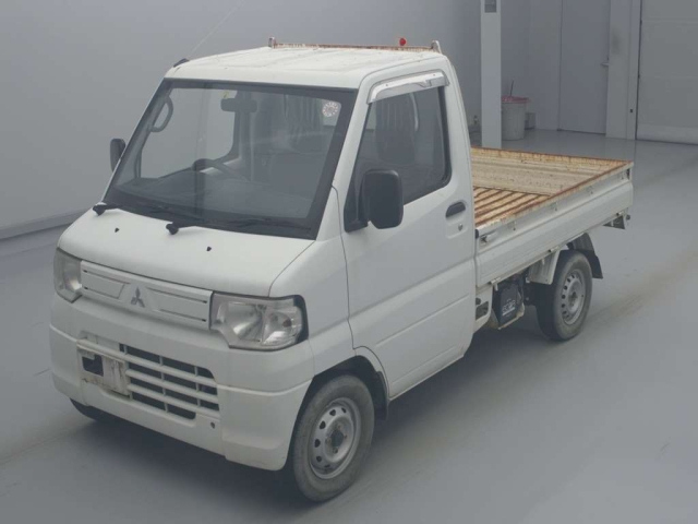 MITSUBISHI MINICAB TRUCK 2013