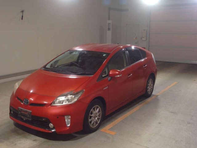 TOYOTA PRIUS 2013