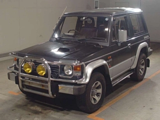 MITSUBISHI PAJERO 1989