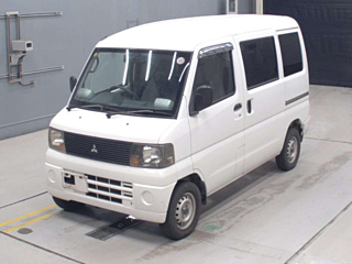 MITSUBISHI MINICAB VAN 2003