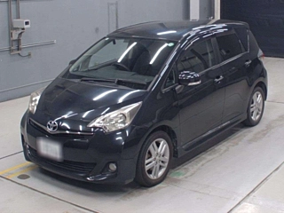 TOYOTA RACTIS 2011