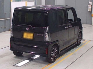 DAIHATSU TANTO 2024