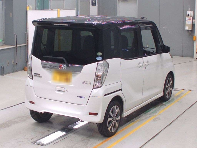 NISSAN DAYZ ROOX 2015