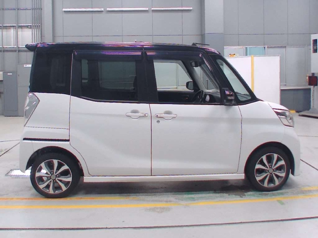 NISSAN DAYZ ROOX 2015