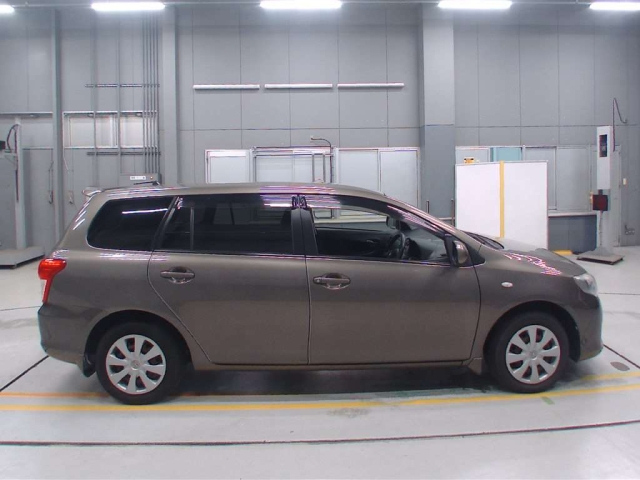 TOYOTA COROLLA FIELDER 2011