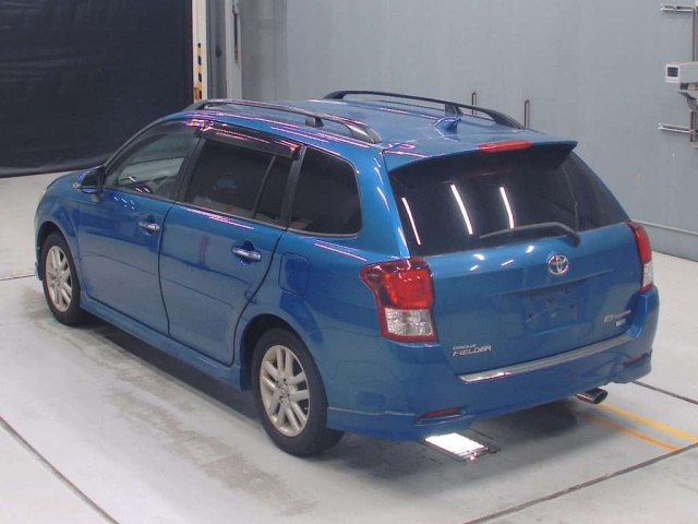 TOYOTA COROLLA FIELDER 2012