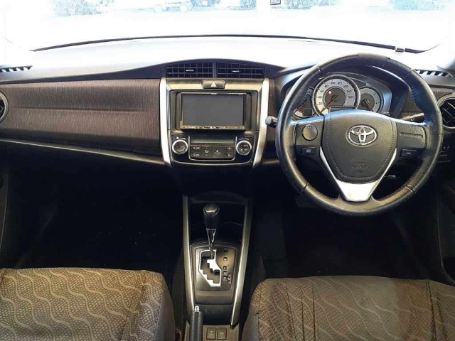 TOYOTA COROLLA FIELDER 2012