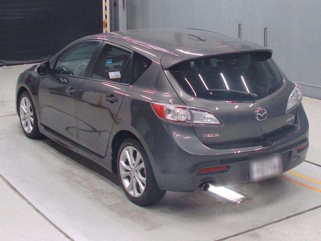 MAZDA AXELA 2011