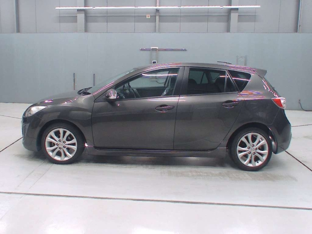 MAZDA AXELA 2011