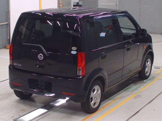 NISSAN OTTI 2009