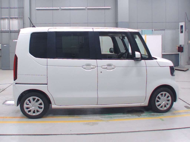 HONDA N BOX 2024