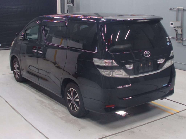 TOYOTA VELLFIRE 2009