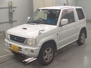 MITSUBISHI PAJERO MINI 2000