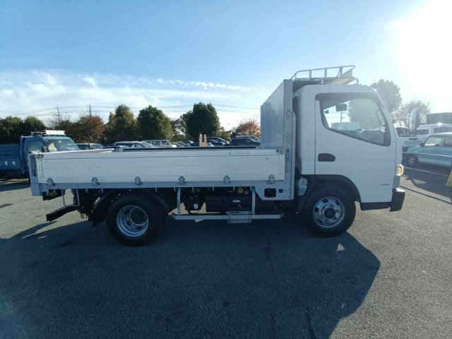 MITSUBISHI CANTER 2017