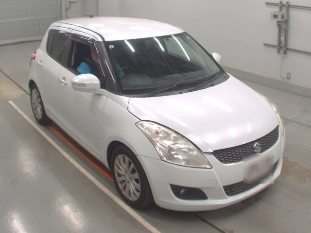 SUZUKI SWIFT 2011