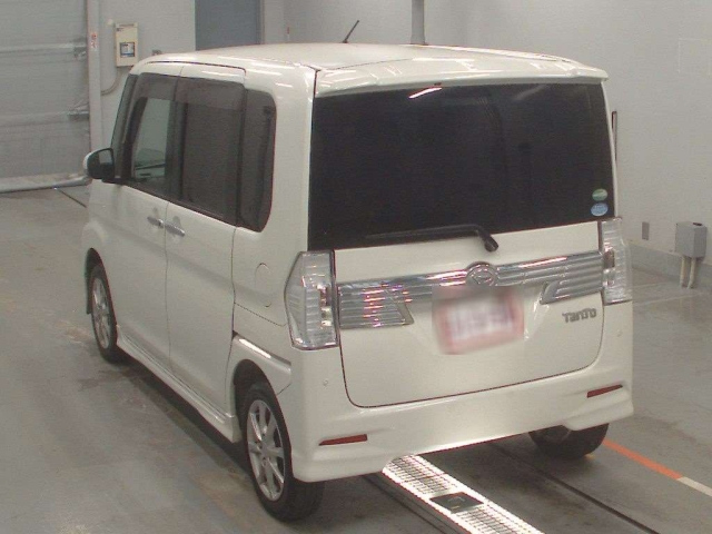 DAIHATSU TANTO 2018