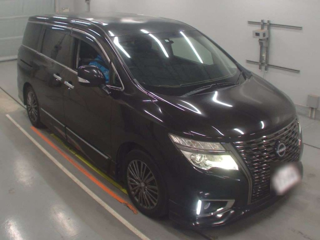 NISSAN ELGRAND 2015