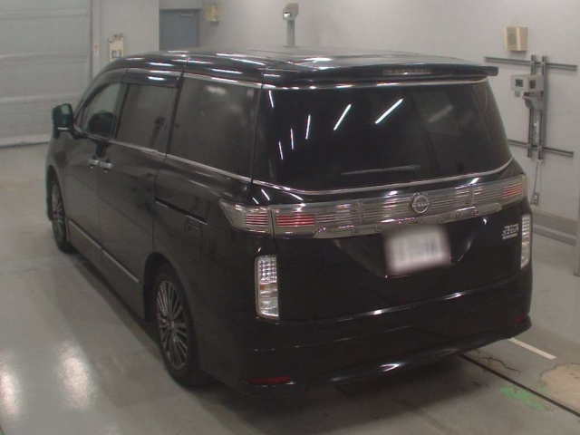 NISSAN ELGRAND 2015