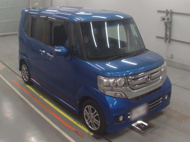 HONDA N BOX 2016