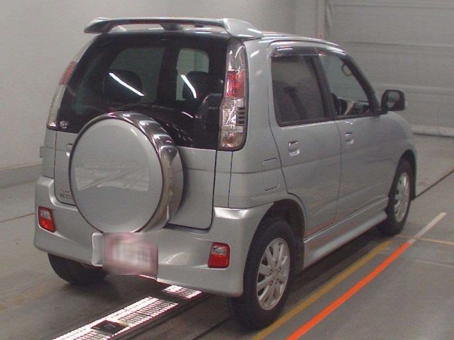 DAIHATSU TERIOS KID 2009