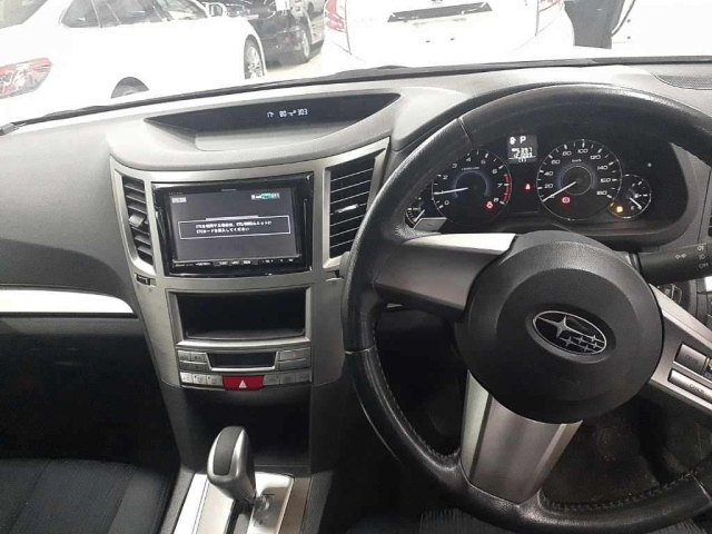 SUBARU LEGACY B4 2010