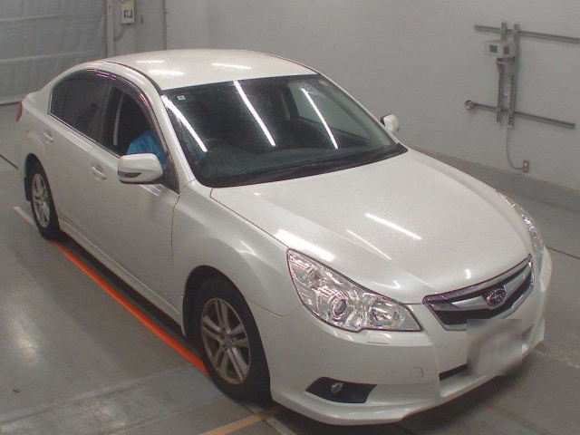 SUBARU LEGACY B4 2010