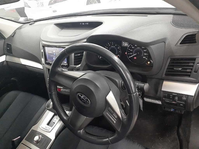 SUBARU LEGACY B4 2010