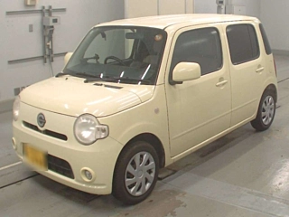 DAIHATSU MIRA 2010