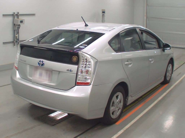 TOYOTA PRIUS 2010