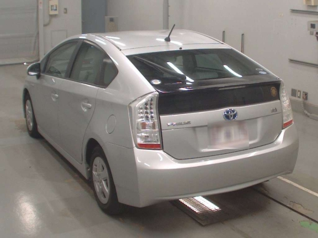 TOYOTA PRIUS 2010